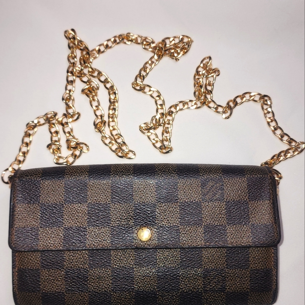 Authentic Louis Vuitton Damier Ebene Sarah Crossbody Wallet Pre-loved